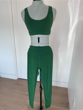 Girlfriend Collective Paloma Bra and Matching Compressive High-Rise Leggings